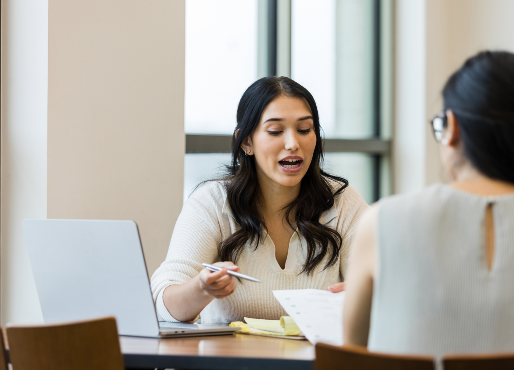 retrouvez nos conseils pratiques pour encourager l'adhésion au coffre-fort numérique parmi vos collaborateurs