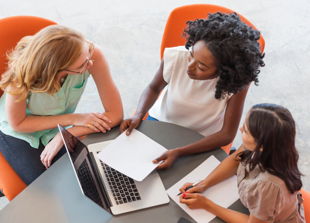 découvrez comment exploiter vos entretiens annuels pour en faire un levier stratégique pour toute votre entreprise