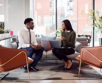 Comment intégrer le rapport d'étonnement dans votre processus onboarding